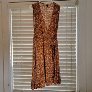 Universal Thread floral wrap dress